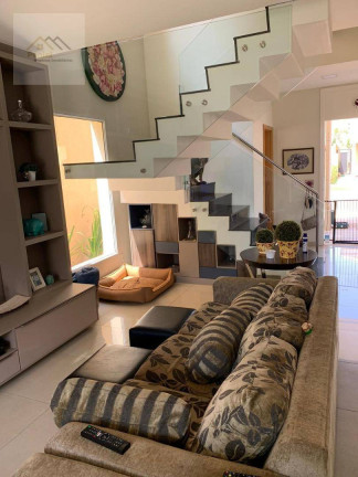 Sobrado com 4 Quartos à Venda, 219 m² em Ribeirânia - Ribeirão Preto