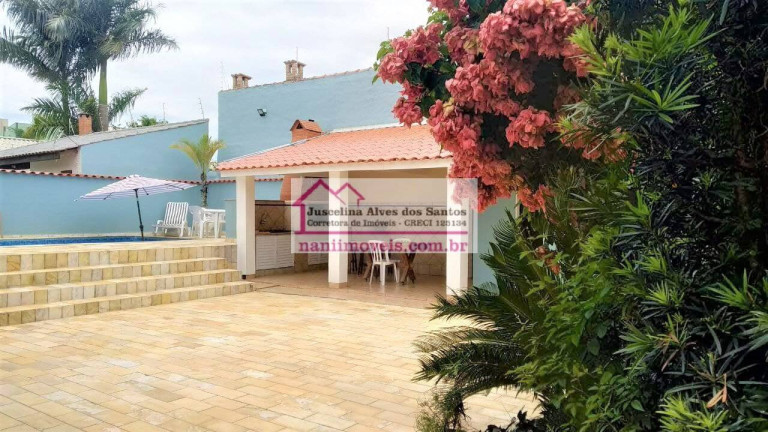 Imagem Casa com 3 Quartos à Venda, 214 m² em Parque Balneário Poiares - Caraguatatuba Imagem Casa com 3 Quartos à Venda, 214 m² em Parque Balneário Poiares - Caraguatatuba