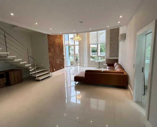Imagem Casa de Condomínio com 5 Quartos à Venda, 512 m² em Córrego Grande - Florianópolis Imagem Casa de Condomínio com 5 Quartos à Venda, 512 m² em Córrego Grande - Florianópolis