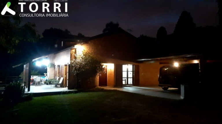 Imagem Imóvel com 5 Quartos à Venda, 300 m² em Lagoinha - Mairinque Imagem Imóvel com 5 Quartos à Venda, 300 m² em Lagoinha - Mairinque