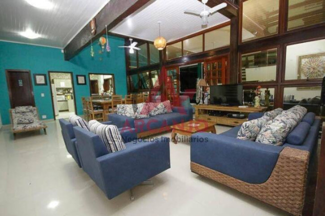 Imagem Casa com 6 Quartos à Venda, 470 m² em Praia Domingas Dias - Ubatuba Imagem Casa com 6 Quartos à Venda, 470 m² em Praia Domingas Dias - Ubatuba