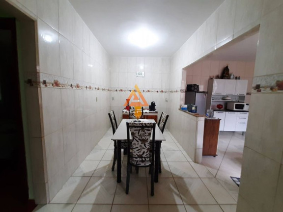 Imagem Casa com 4 Quartos à Venda, 120 m² Imagem Casa com 4 Quartos à Venda, 120 m²