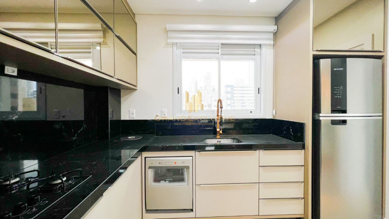 Imagem Apartamento com 3 Quartos à Venda, 128 m² em Centro - Balneário Camboriú Imagem Apartamento com 3 Quartos à Venda, 128 m² em Centro - Balneário Camboriú