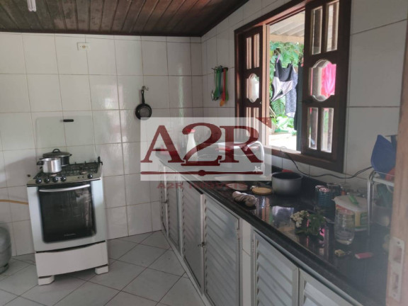Imagem Casa com 2 Quartos à Venda, 295 m² em Angra Dos Reis