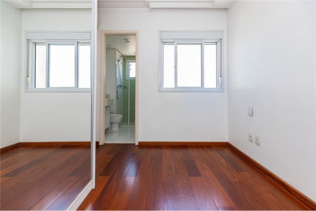 Imagem Apartamento com 3 Quartos à Venda, 146 m² em Vila Alexandria - São Paulo