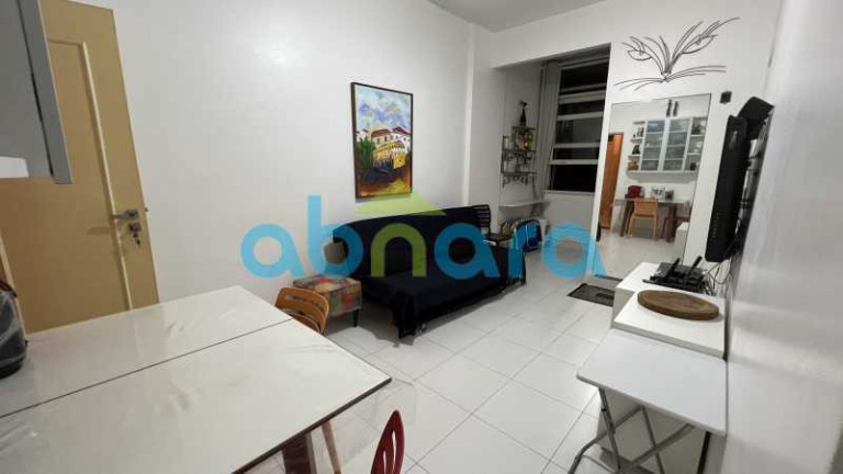 Imagem Apartamento com 1 Quarto à Venda, 40 m² em Copacabana - Rio De Janeiro Imagem Apartamento com 1 Quarto à Venda, 40 m² em Copacabana - Rio De Janeiro