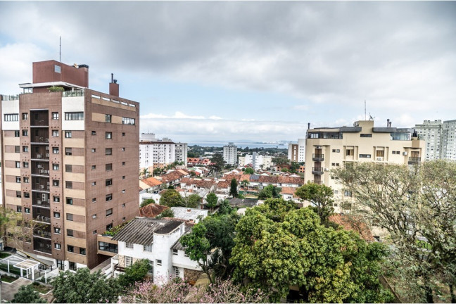 Imagem Imóvel com 3 Quartos à Venda, 444 m² em Tristeza - Porto Alegre Imagem Imóvel com 3 Quartos à Venda, 444 m² em Tristeza - Porto Alegre
