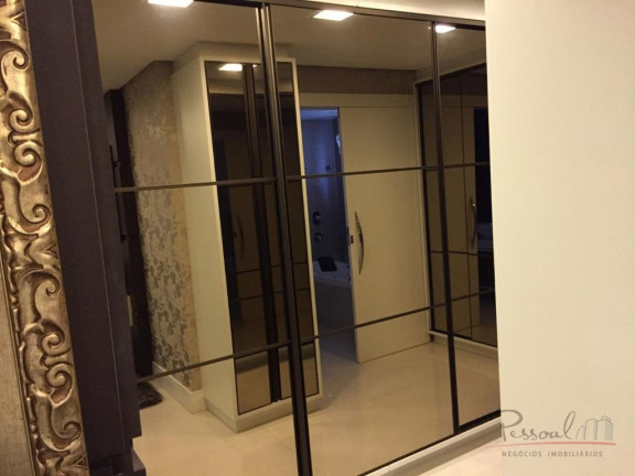 Imagem Apartamento com 3 Quartos à Venda, 228 m² em Agronômica - Florianópolis Imagem Apartamento com 3 Quartos à Venda, 228 m² em Agronômica - Florianópolis