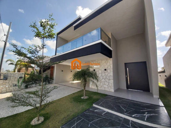 Casa com 4 Quartos à Venda, 318 m² em Urucunema - Eusébio