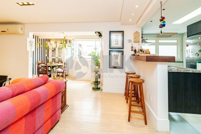 Imagem Apartamento com 3 Quartos à Venda, 114 m² em Higienópolis - Porto Alegre Imagem Apartamento com 3 Quartos à Venda, 114 m² em Higienópolis - Porto Alegre