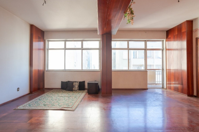 Imagem Apartamento com 3 Quartos à Venda, 141 m² em Centro Histórico - Porto Alegre Imagem Apartamento com 3 Quartos à Venda, 141 m² em Centro Histórico - Porto Alegre
