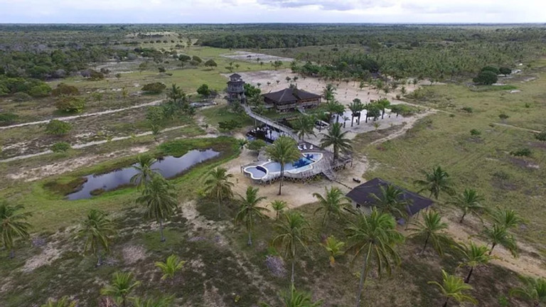 Imagem Casa com 8 Quartos à Venda ou Locação, 7 m² em Ponta Da Areia - Caravelas Imagem Casa com 8 Quartos à Venda ou Locação, 7 m² em Ponta Da Areia - Caravelas