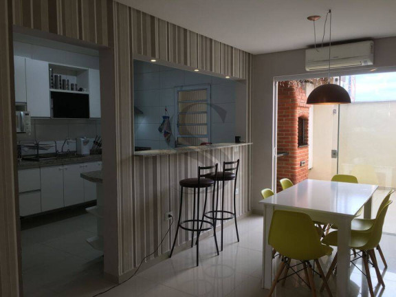 Sobrado com 3 Quartos à Venda, 130 m² em Vila Jardini - Sorocaba
