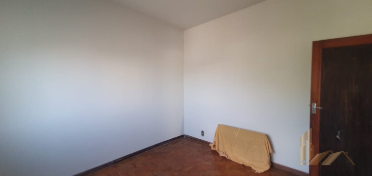 Imagem Casa com 4 Quartos à Venda, 527 m² em São João Batista (venda Nova) - Belo Horizonte Imagem Casa com 4 Quartos à Venda, 527 m² em São João Batista (venda Nova) - Belo Horizonte