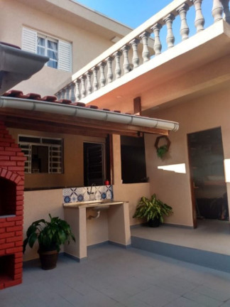Casa com 4 Quartos à Venda, 236 m² em Vila Amorim - Suzano
