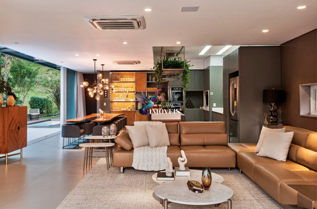 Imagem Casa com 4 Quartos à Venda, 490 m² em Centro - Gramado Imagem Casa com 4 Quartos à Venda, 490 m² em Centro - Gramado