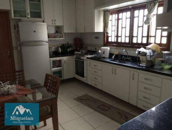 Imagem Casa com 3 Quartos à Venda, 203 m² em Gopoúva - Guarulhos Imagem Casa com 3 Quartos à Venda, 203 m² em Gopoúva - Guarulhos