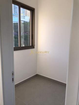 Imagem Imóvel com 4 Quartos à Venda, 174 m² em Vale Do Sereno - Nova Lima Imagem Imóvel com 4 Quartos à Venda, 174 m² em Vale Do Sereno - Nova Lima