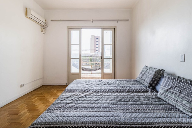 Imagem Apartamento com 3 Quartos à Venda, 75 m² em Higienópolis - Porto Alegre Imagem Apartamento com 3 Quartos à Venda, 75 m² em Higienópolis - Porto Alegre