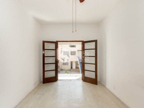 Imagem Casa com 3 Quartos à Venda, 232 m² em Ipiranga - São Paulo Imagem Casa com 3 Quartos à Venda, 232 m² em Ipiranga - São Paulo