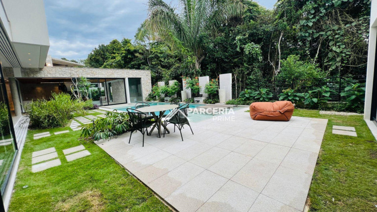Imagem Casa com 8 Quartos à Venda, 800 m² em Riviera Módulo 12 - Bertioga Imagem Casa com 8 Quartos à Venda, 800 m² em Riviera Módulo 12 - Bertioga
