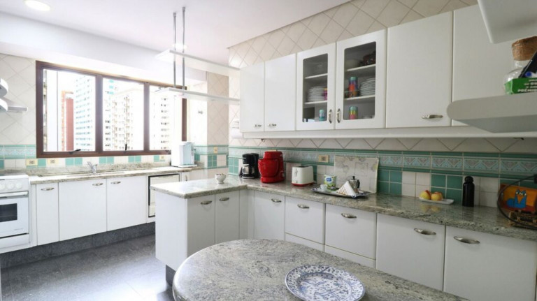 Imagem Imóvel com 3 Quartos à Venda, 165 m² em Itaim Bibi - São Paulo Imagem Imóvel com 3 Quartos à Venda, 165 m² em Itaim Bibi - São Paulo