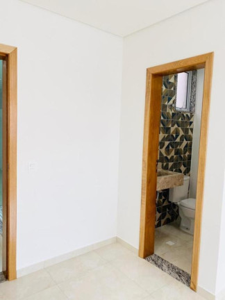 Imagem Casa com 3 Quartos à Venda, 200 m² em Vila Salete - São Paulo Imagem Casa com 3 Quartos à Venda, 200 m² em Vila Salete - São Paulo