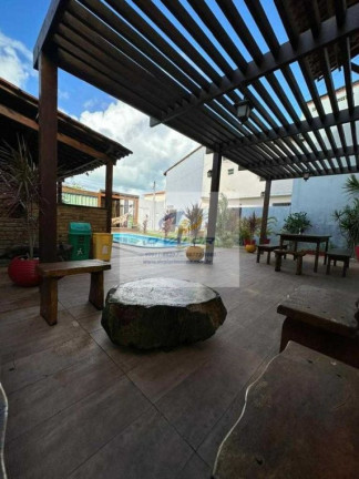 Imagem Casa com 4 Quartos à Venda, 250 m² em Cabedelo (todos Os Setores) - Cabedelo Imagem Casa com 4 Quartos à Venda, 250 m² em Cabedelo (todos Os Setores) - Cabedelo
