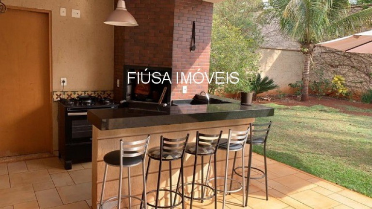 Imagem Casa com 4 Quartos à Venda, em Vila Do Golf - Ribeirão Preto Imagem Casa com 4 Quartos à Venda, em Vila Do Golf - Ribeirão Preto