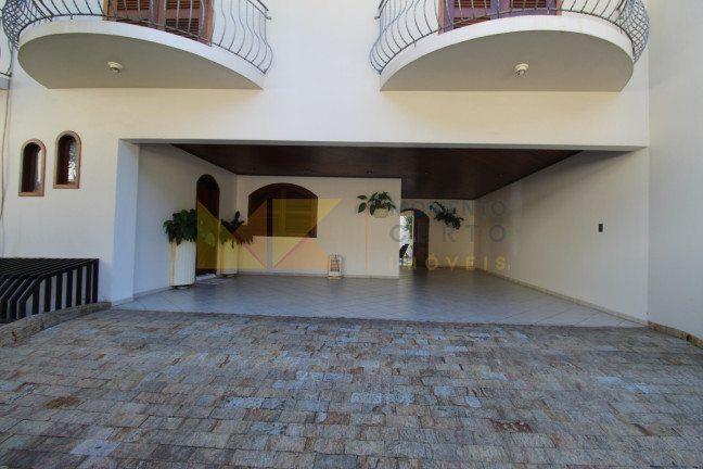 Imagem Casa com 3 Quartos à Venda, 650 m² em Valparaíso - Blumenau