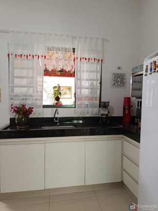Imagem Casa com 3 Quartos à Venda, 239 m² em Valparaíso - Patos De Minas