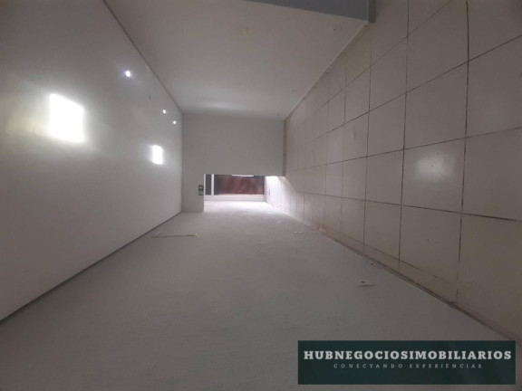 Imagem Imóvel à Venda, 950 m² Imagem Imóvel à Venda, 950 m²