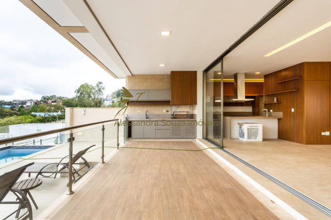 Imagem Casa com 4 Quartos à Venda, 571 m² em Centro Comercial Jubran - Barueri