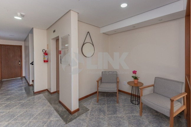 Imagem Apartamento com 2 Quartos à Venda, 60 m² em Passo Da Areia - Porto Alegre Imagem Apartamento com 2 Quartos à Venda, 60 m² em Passo Da Areia - Porto Alegre
