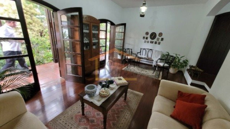 Imagem Casa com 3 Quartos à Venda, 495 m² em Vila Rosália - Guarulhos Imagem Casa com 3 Quartos à Venda, 495 m² em Vila Rosália - Guarulhos