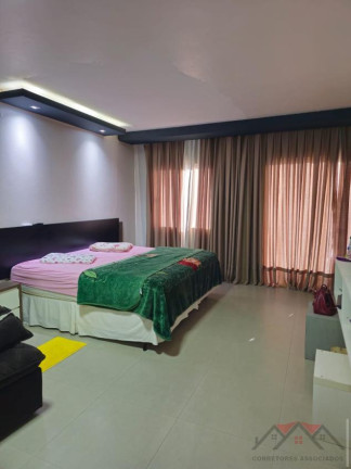 Imagem Sobrado com 2 Quartos à Venda, 254 m² em Morro Do Meio - Joinville