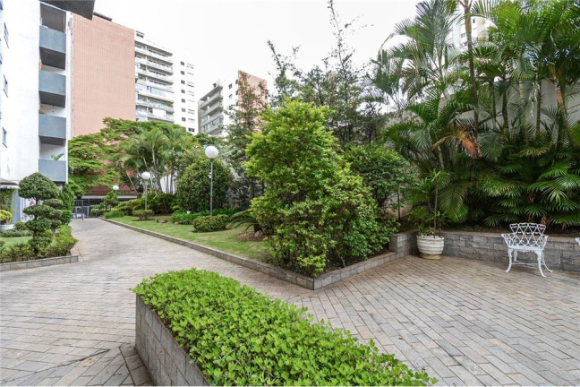Imagem Apartamento com 2 Quartos à Venda, 63 m² em Moema - São Paulo