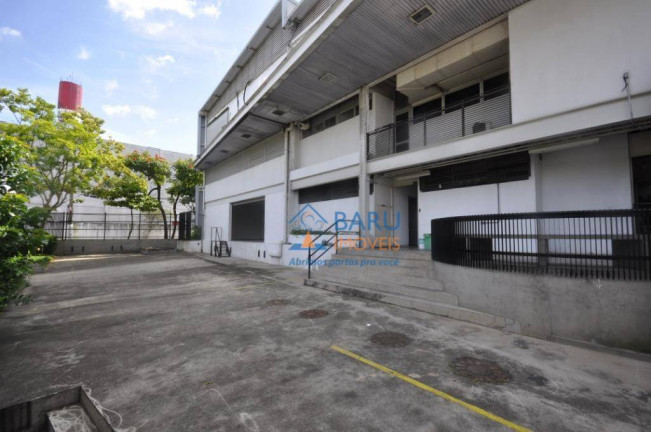 Edifício Residencial para Alugar, 1.673 m² em Lapa - São Paulo