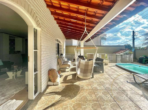 Imagem Casa com 3 Quartos à Venda, 131 m² em Vila Diva - Carapicuíba