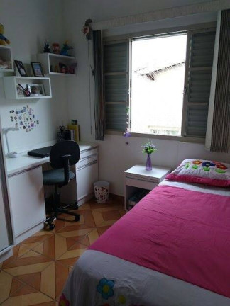 Imagem Sobrado com 3 Quartos à Venda, 150 m² em Centro - Taubaté