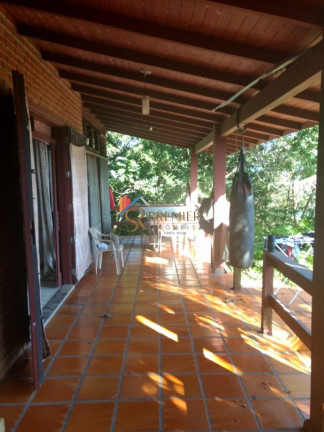 Imagem Casa com 3 Quartos à Venda, 229 m² em Ponta Das Canas - Florianópolis Imagem Casa com 3 Quartos à Venda, 229 m² em Ponta Das Canas - Florianópolis