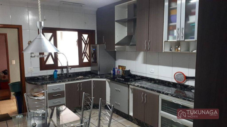 Sobrado com 4 Quartos à Venda, 192 m² em Vila Rosália - Guarulhos