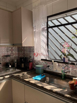 Imagem Sobrado com 4 Quartos à Venda, 179 m² em Ponte Rasa - São Paulo Imagem Sobrado com 4 Quartos à Venda, 179 m² em Ponte Rasa - São Paulo