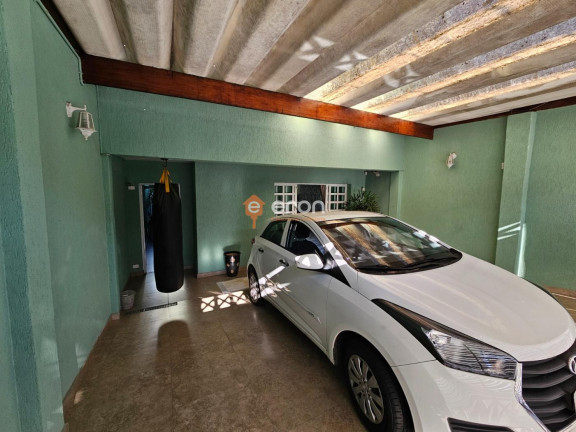 Imagem Casa com 3 Quartos à Venda, 188 m² Imagem Casa com 3 Quartos à Venda, 188 m²