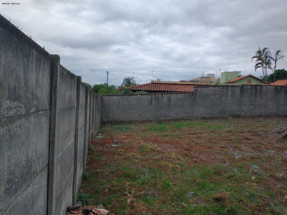 Terreno à Venda, 280 m² em Concenza - Mateus Leme