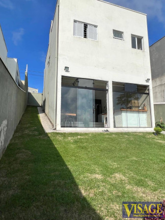 Imagem Casa com 3 Quartos à Venda, 300 m² em Jardim Dulce - Guararema Imagem Casa com 3 Quartos à Venda, 300 m² em Jardim Dulce - Guararema