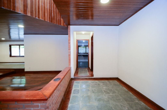 Imagem Imóvel com 5 Quartos à Venda, em Jardim Santa Paula - Cotia Imagem Imóvel com 5 Quartos à Venda, em Jardim Santa Paula - Cotia