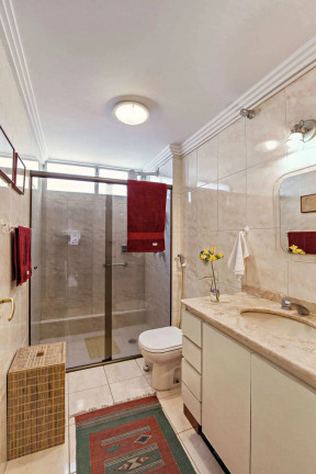 Imagem Apartamento com 3 Quartos à Venda, 160 m²