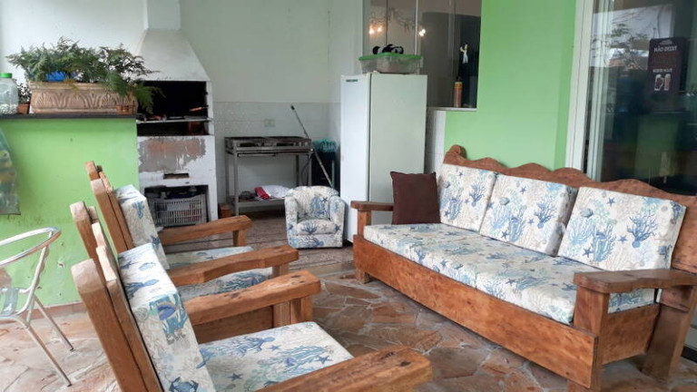 Imagem Casa com 4 Quartos à Venda, 280 m² em Florida - Peruíbe Imagem Casa com 4 Quartos à Venda, 280 m² em Florida - Peruíbe