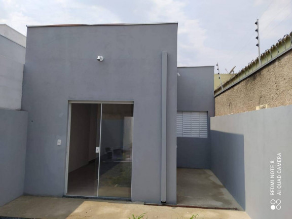 Imagem Casa com 2 Quartos à Venda, 100 m² em Salto De Pirapora Imagem Casa com 2 Quartos à Venda, 100 m² em Salto De Pirapora